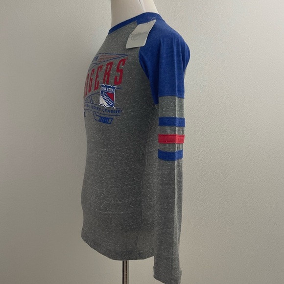 NHL NEW YORK RANGERS GRAPHIC LONG SLEEVE CREW NECK SHIRT TOP TEE SIZE SMALL - Picture 5 of 7